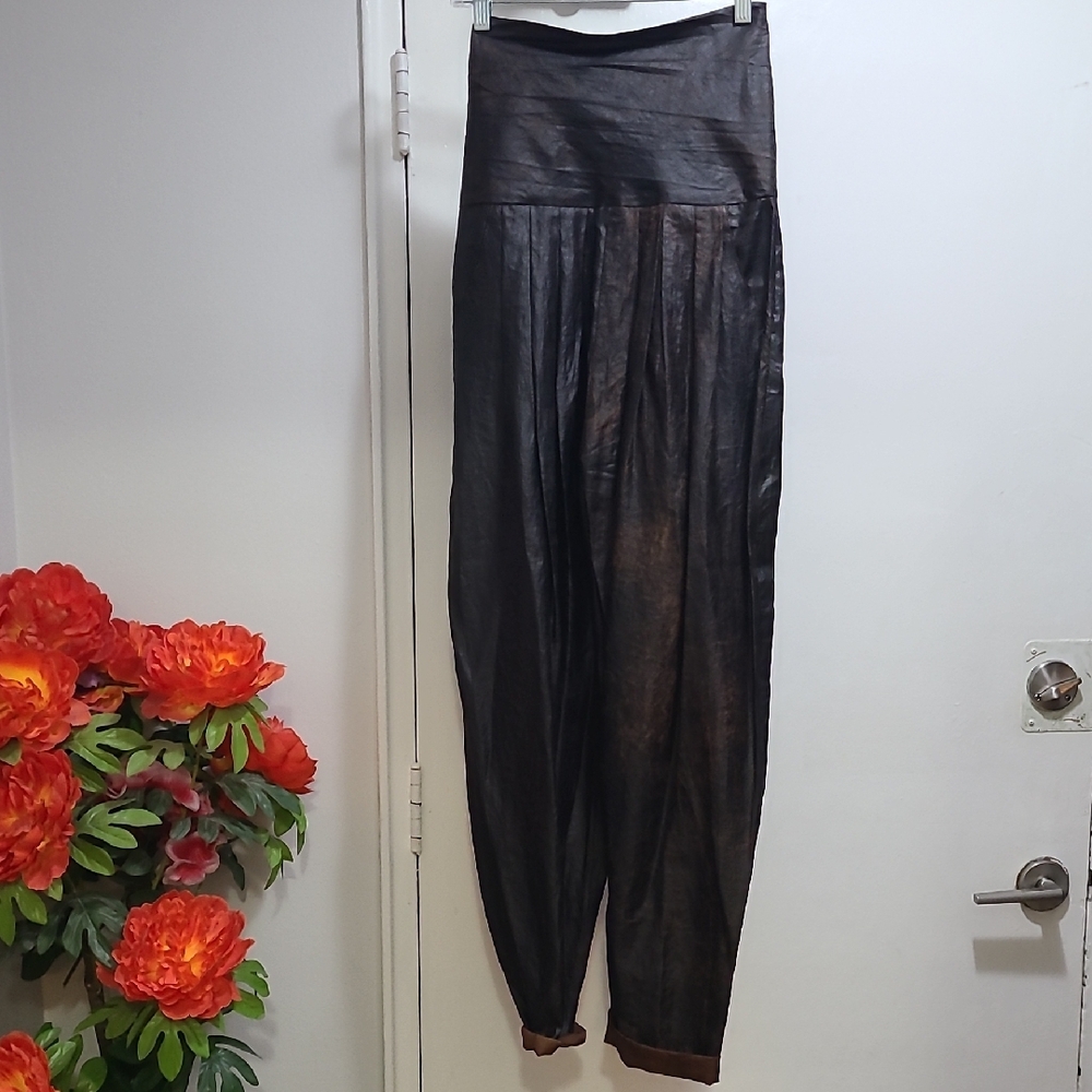 Ten Eleven DISTRESSED GENIE HAREM RUCHED ZIPPERED Design Black Pants
